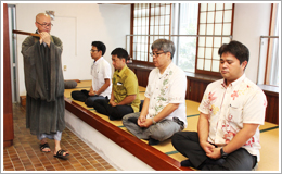 坐禅会の様子